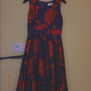 Eliza J, flowered pattern, V cut, zipper back.